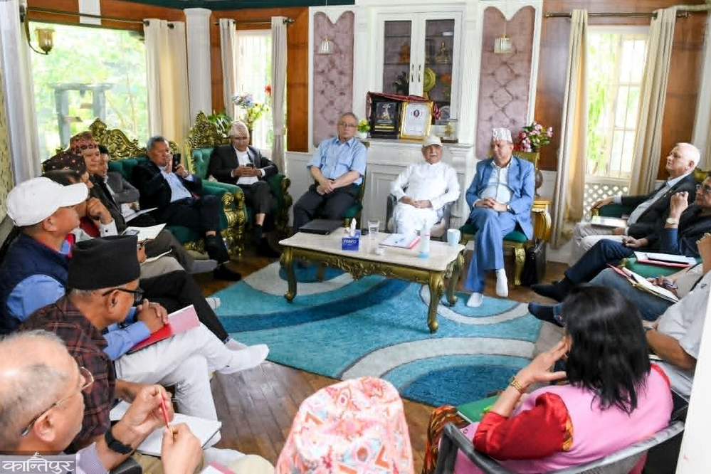 Is UML breaking up? Why is there a rush of leaders?