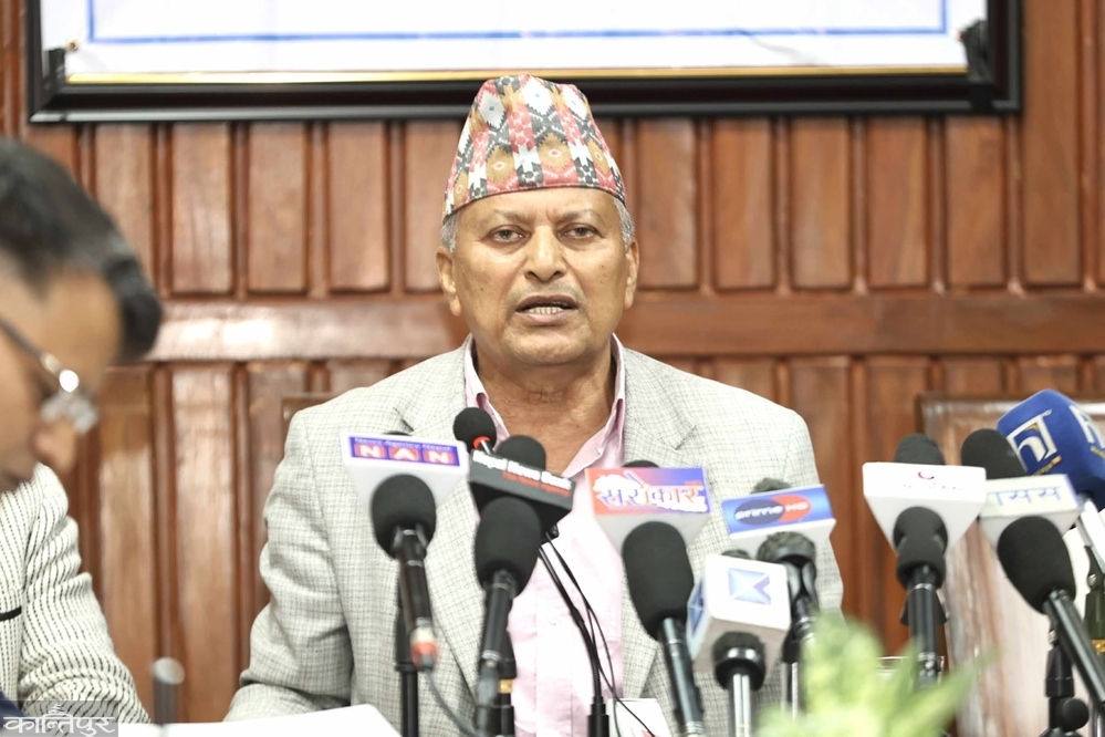 गुप्ताको अडियो 'बलरामले मान्दैन', मन्त्री अधिकारी भन्छन् : उहाँले आफ्नै इच्छाले भन्नुभयो होला