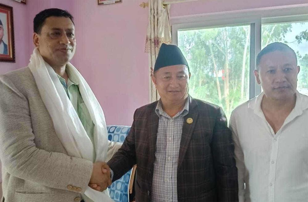 दलको नेतामा हारे पनि राजीनामा दिने सोचमा छैनन् मुख्यमन्त्री लामा
