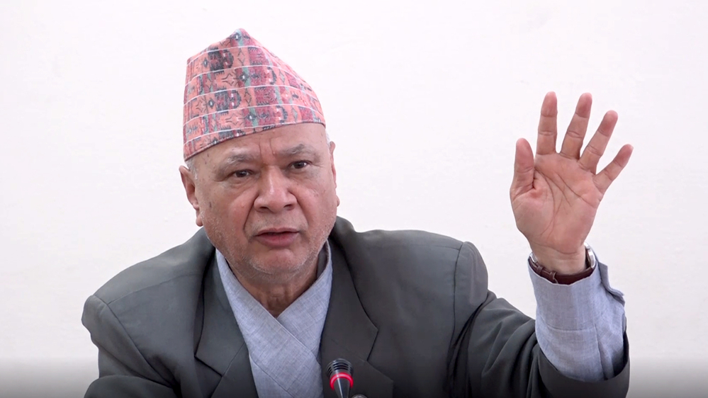 ओली प्यानलमा नपरेपछि रघु पन्तले उपाध्यक्षमा दिए स्वतन्त्र उम्मेदवारी