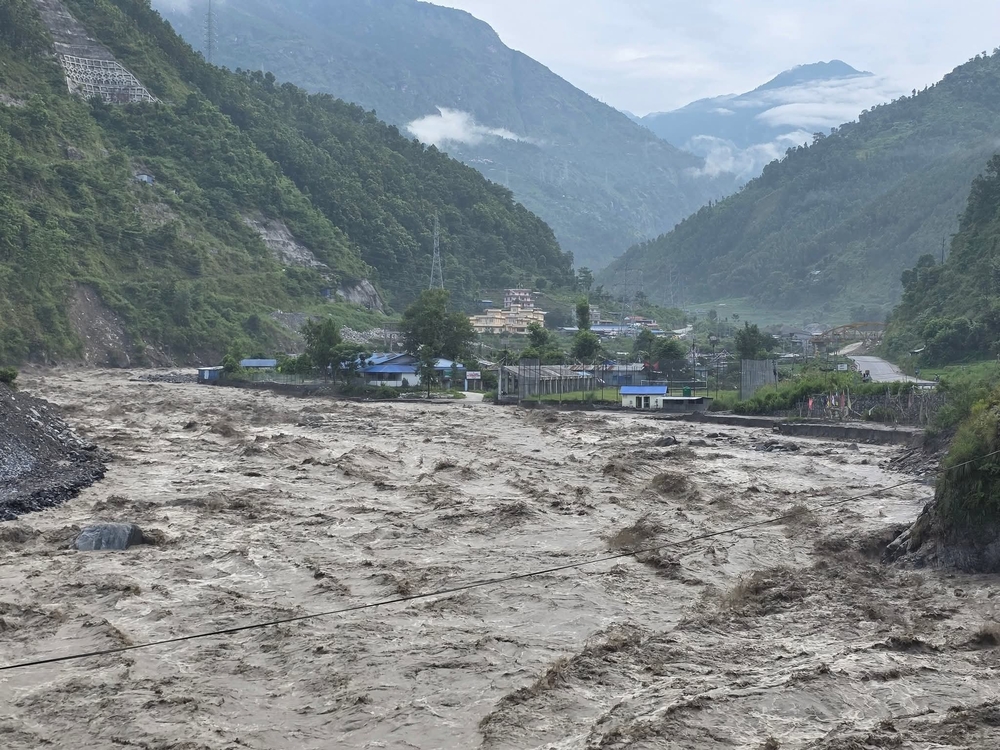 भोटेकोशीमा आकस्मिक बाढी, तल्लो तटीय क्षेत्रमा सतर्कता अपनाउन आग्रह