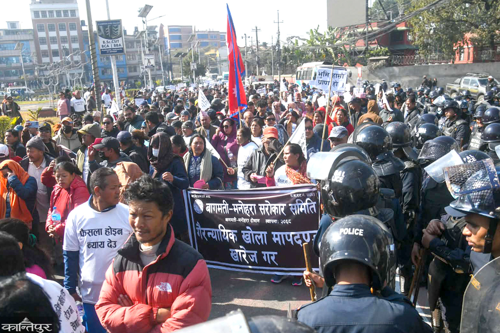 थप २० मिटर मापदण्डमा स्थानीयको विरोध : 'फैसला होइन, न्याय देऊ' [तस्बिरहरू]