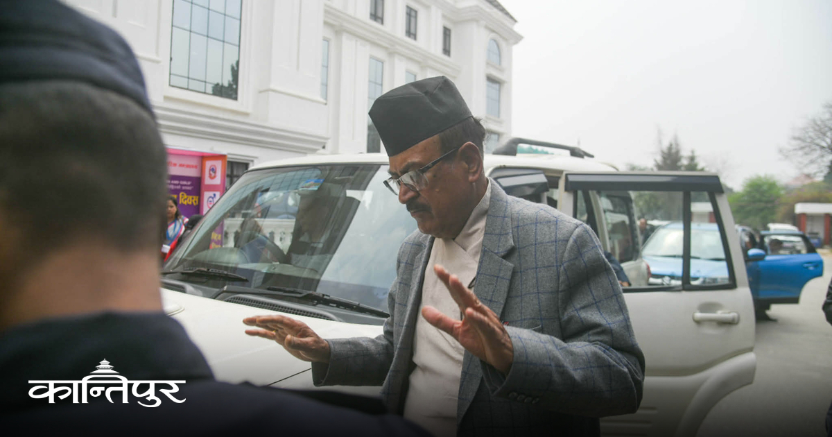आयोगको प्रतिवेदन सार्वजनिक र कार्यान्वयन गर
