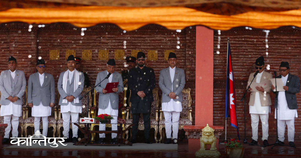 प्रधानमन्त्री शाहको सिफारिसमा गुरुङले मंगलबार साँझ राष्ट्रपत