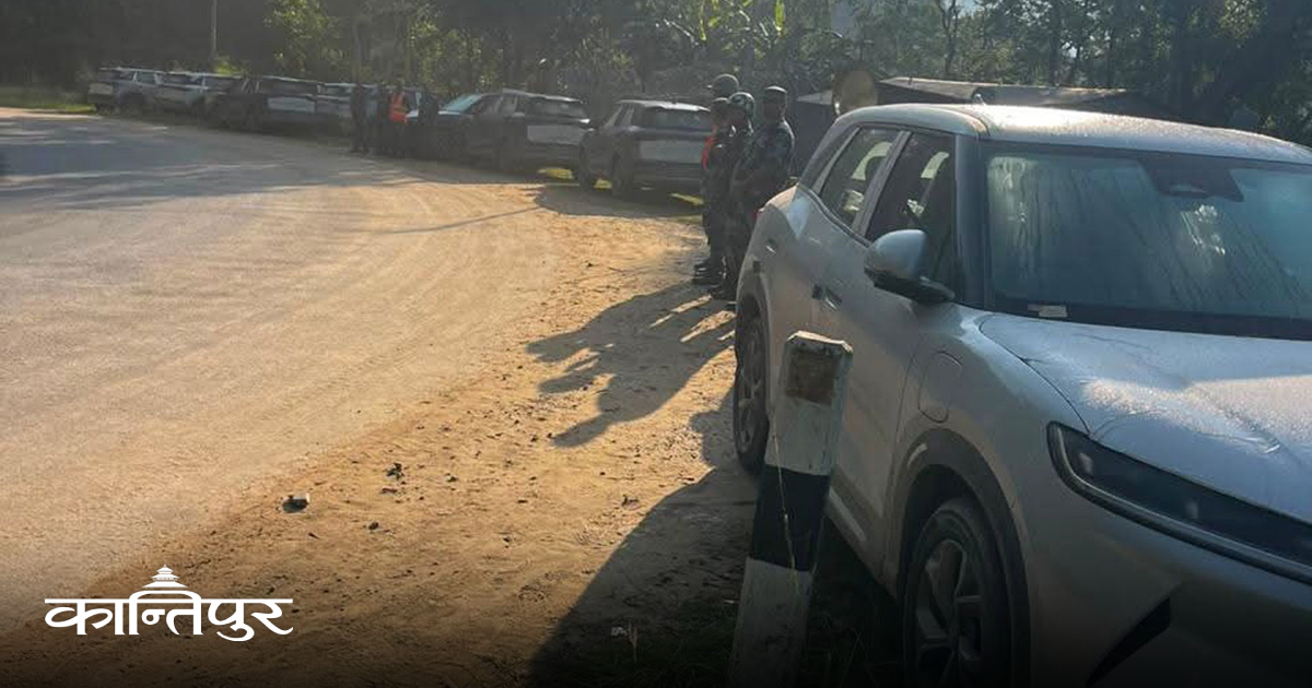The Armed Police Force took control of these vehicles from Wednesday night to Thursday morning after checking the roads from Kaski to Mus…
