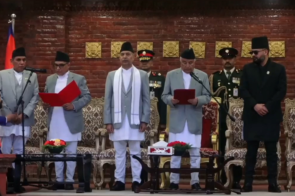 प्रधानन्यायाधीश मनोजकुमार शर्माले लिए शपथ