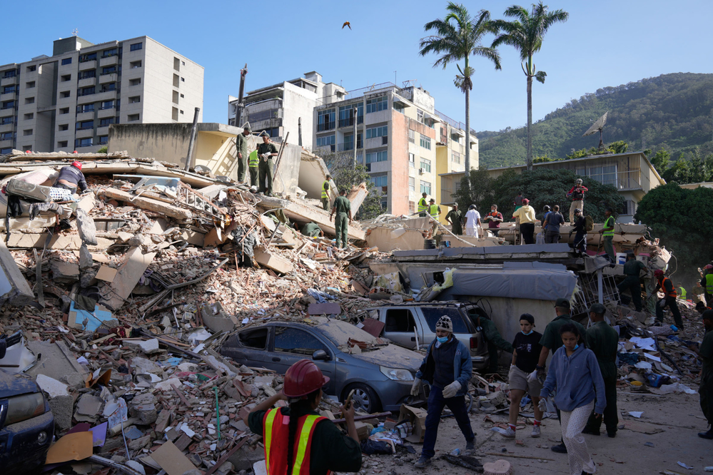 Venezuela earthquake: At least 1,430 dead, rescue efforts underway